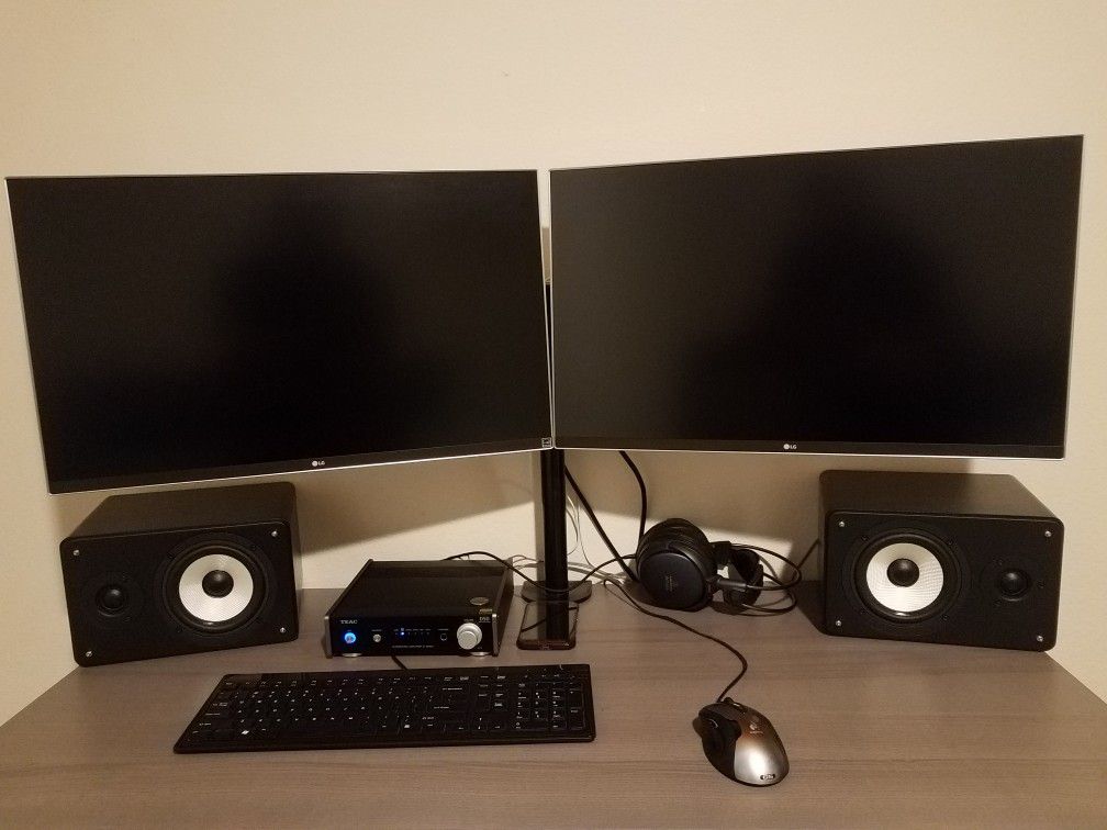 teac LS-H255 bookshelf speakers