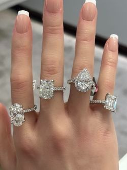 4CTW-7.27CTW 14KT VVS2 Lab Diamond IGI Certified Engagement Ring 
