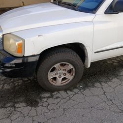 2006 Dodge Dakota 