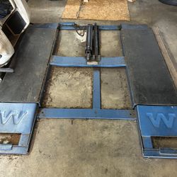 Automotive Car Lift