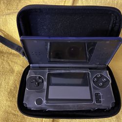 Nintendo DS Lite Cobalt & Black Handheld Game Console Charger & Case