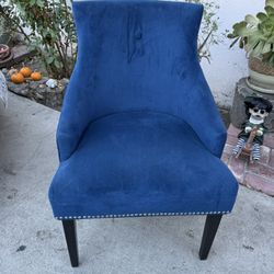 Blue velvet Chair