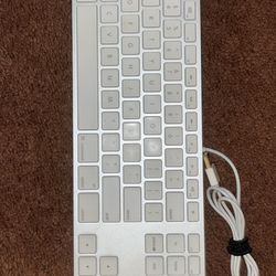 Wired Apple Keyboard  (shoot Me An Offer)