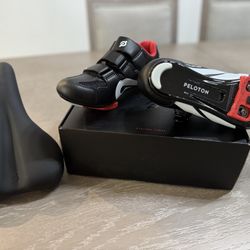 Peloton original zapatos (7) y sillin / shoes and saddle