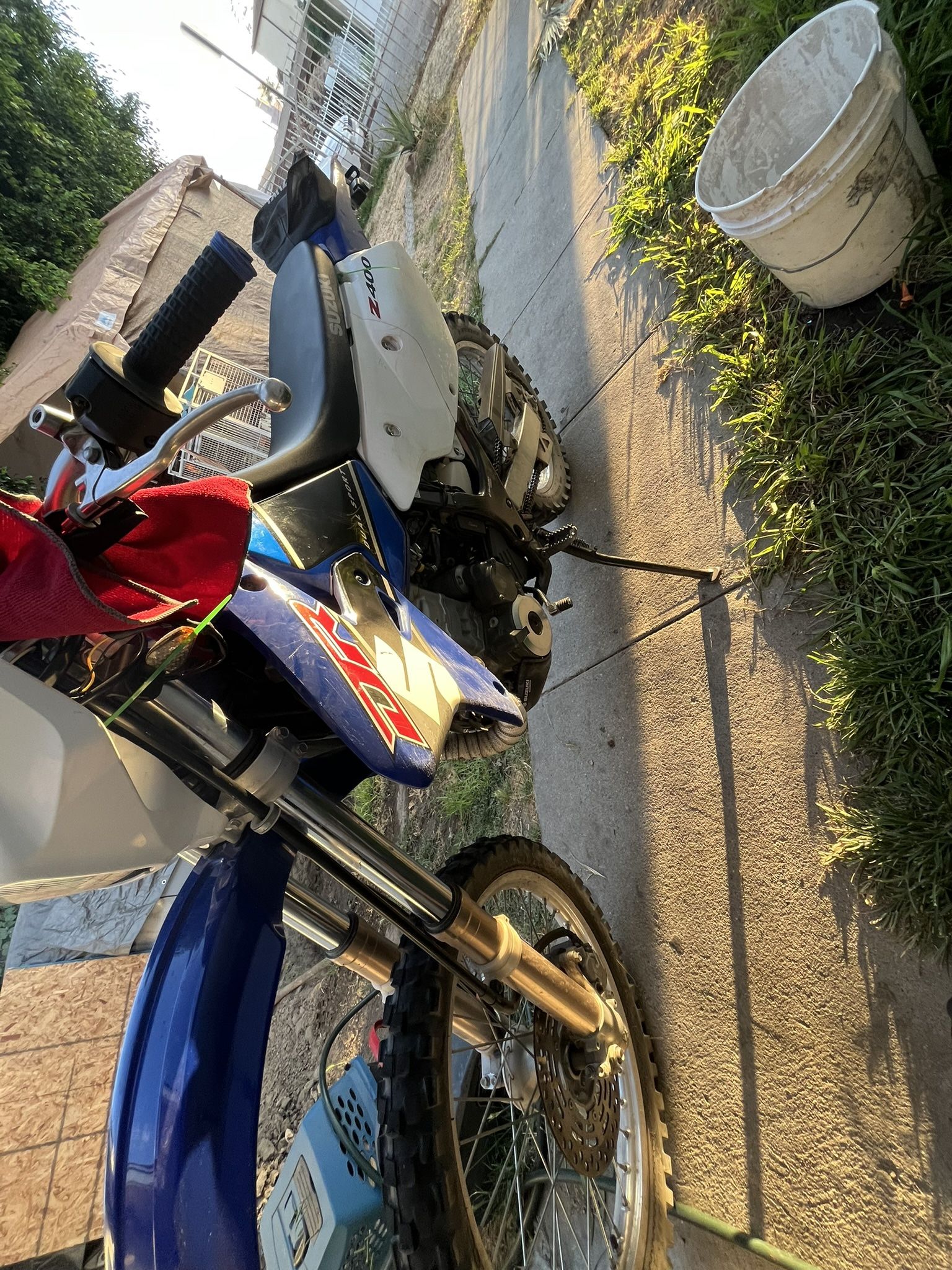 suzuki Drz400