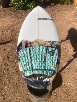 Surfboard 5’8 Super Pig Dog