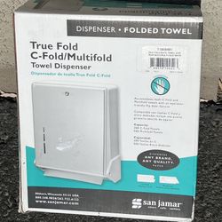 San Jamar True Fold C-Fold/Multifold Paper Towel Dispenser White 11 5/8 x 5 x 14