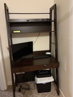 Desk with drawer