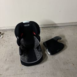 2 Booster Seat