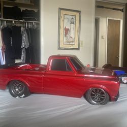 Traxxas Drag Truck With Upgraded 6400 Batteries 