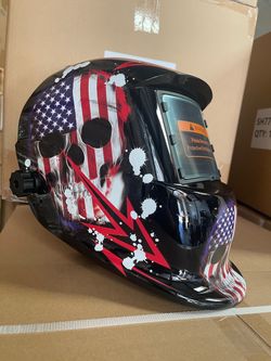 Auto-Darkening Welding Helmet American Flag Skull