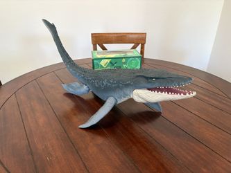 Mattel JURASSIC WORLD REAL FEEL Mosasaurus 28" Collectible Action Figure toy