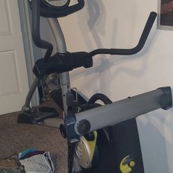 Pro Form 900 Elliptical 