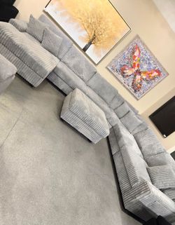 ✨️XL Sectional Sofas✨️ Furniture Queen Bedrooms, Dining Avail