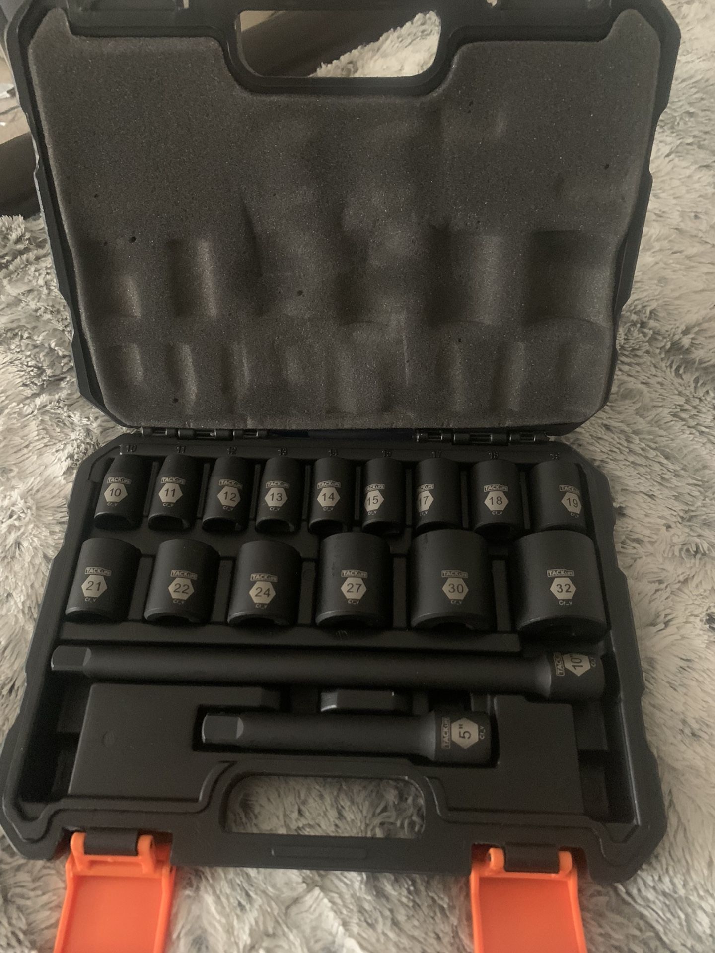 Tack Life HIS2A 17 Pcs Socket Set