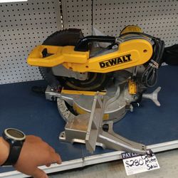 Dewalt Saw 