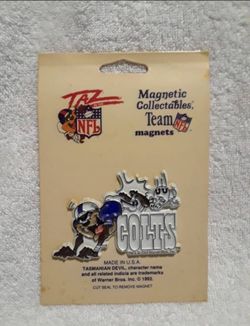 Vintage Looney tunes Indianapolis Colts Tasmanian Devil magnet