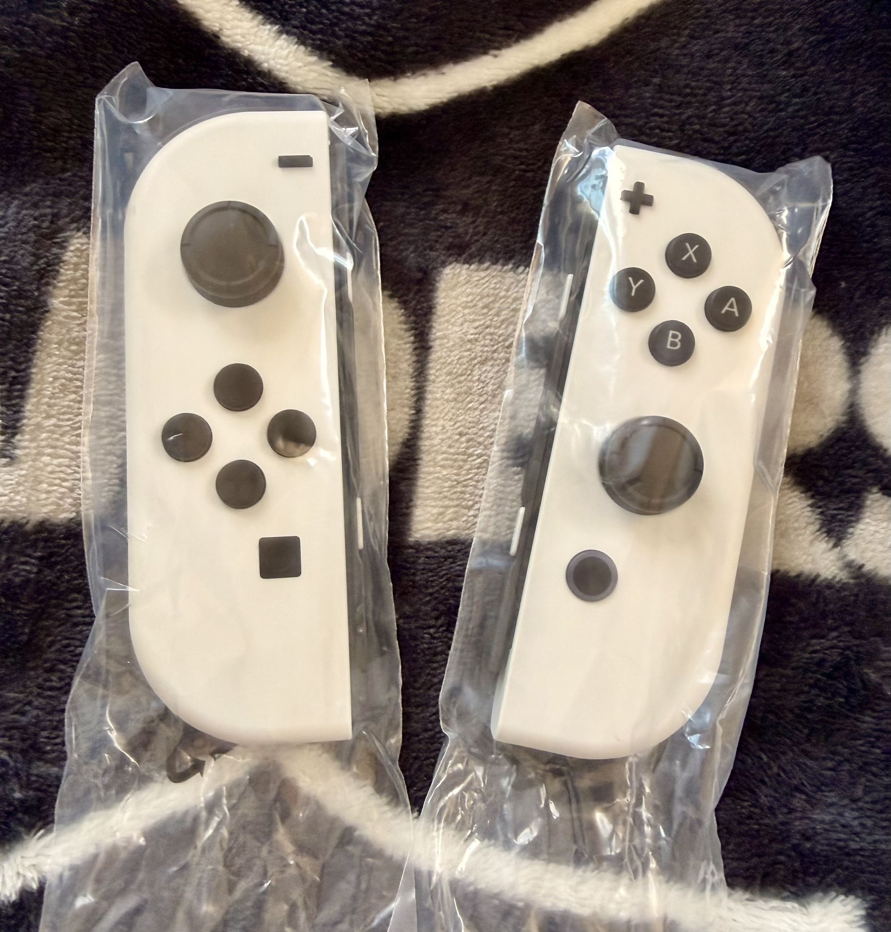 Brand New Nintendo Switch Joy Cons