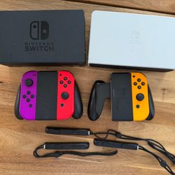Accessories Nintendo switch – 2 Docks + 2 Joy-Cons + Grips + Straps 