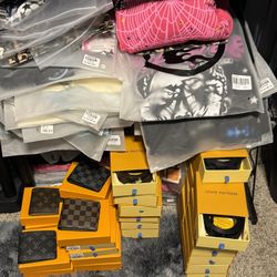 Selling stuff for cheap(designer and more)