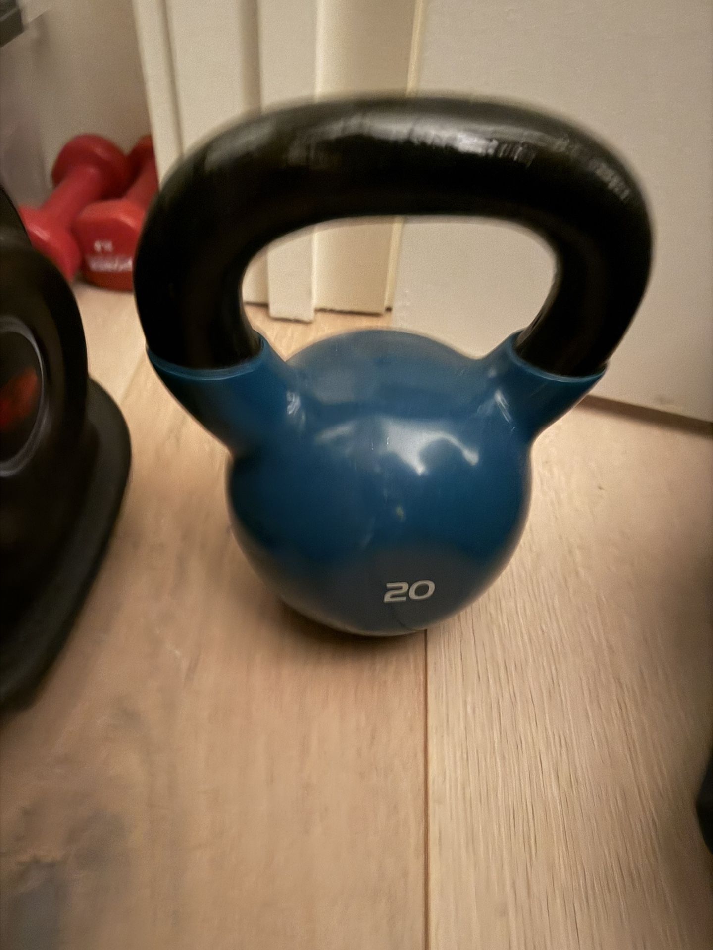 20lb Kettlebell 