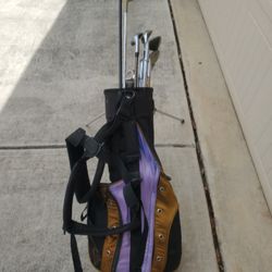 Golf Bag And Accessories For Sale 