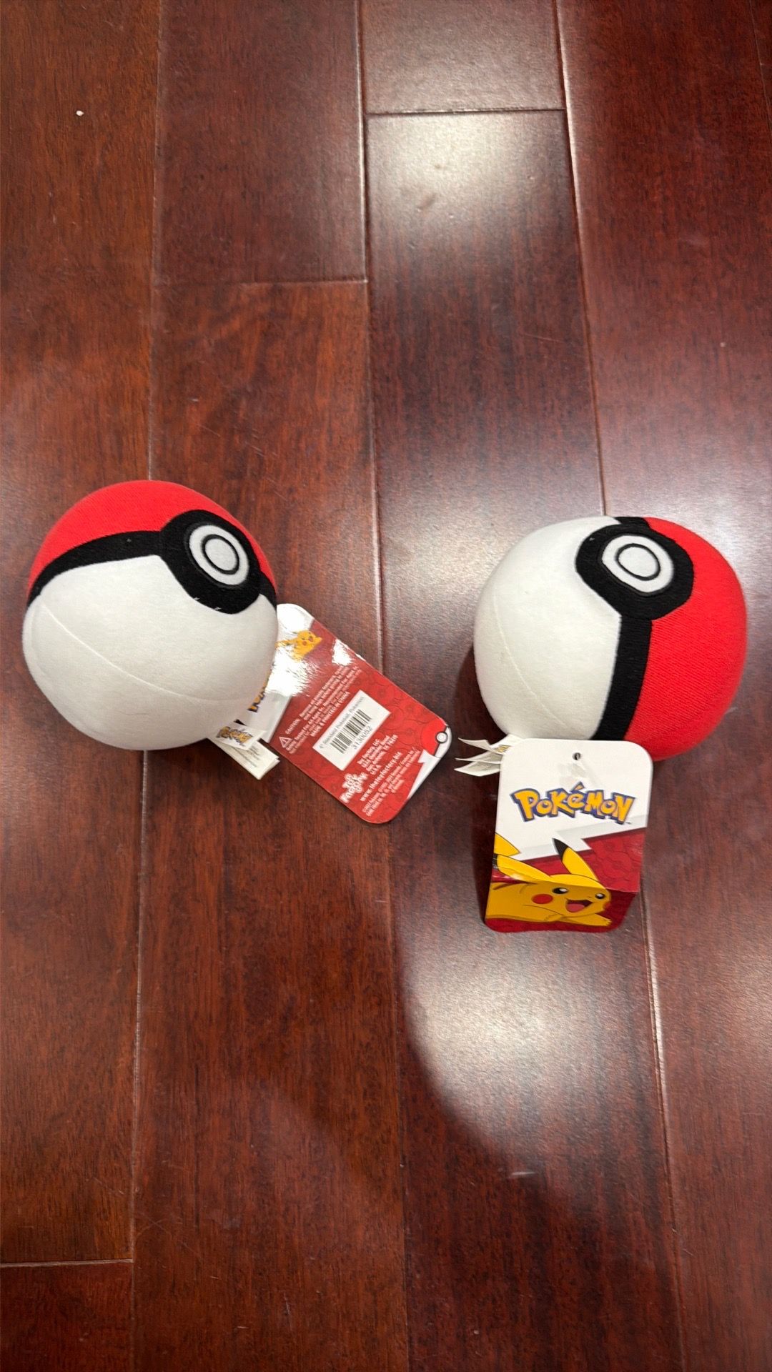 Pokémon Pokeball Plush (x2)