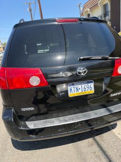 2008 Toyota sienna