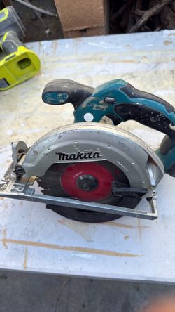 Skip saw Makita muy bueno