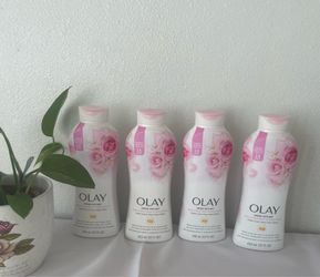 OLAY BODY WASH 4 PCS
