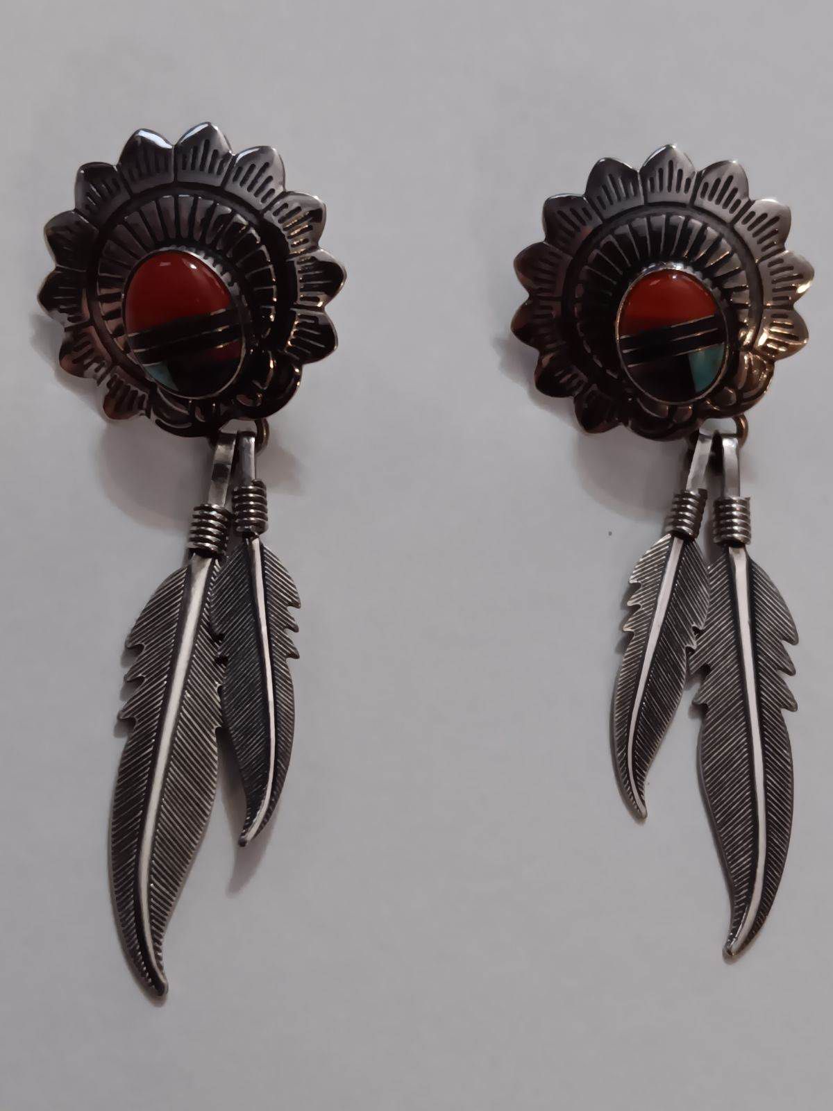 Vintage Jewelry.  Sterling turquoise earrings. 