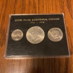 United States Mint 3 Pc. Bicentennial Uncirculated Coin Set