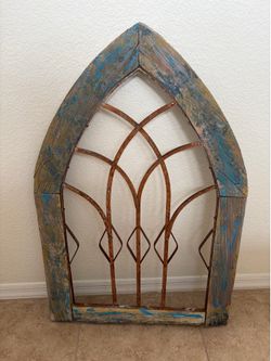 Rustic Gothic Arch Window Frame Wall Decor