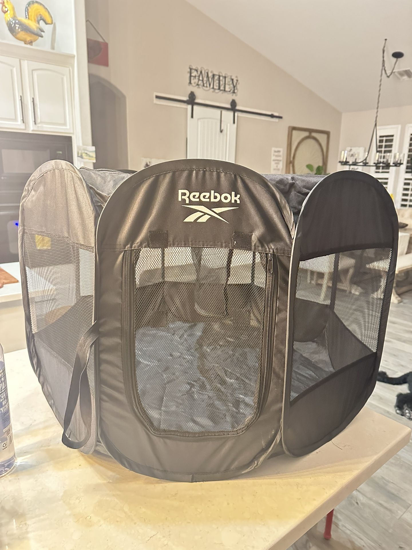 Travel Or Outside Dog Or Cat Crate