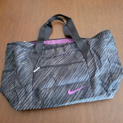 Nike One Luxe training bag luggage carry one womens' training tote bag