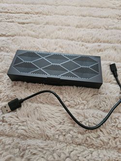 JAWBONE Mini jambox luxury portable Bluetooth Speaker with charger