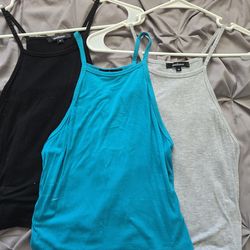 Women's tanks medium