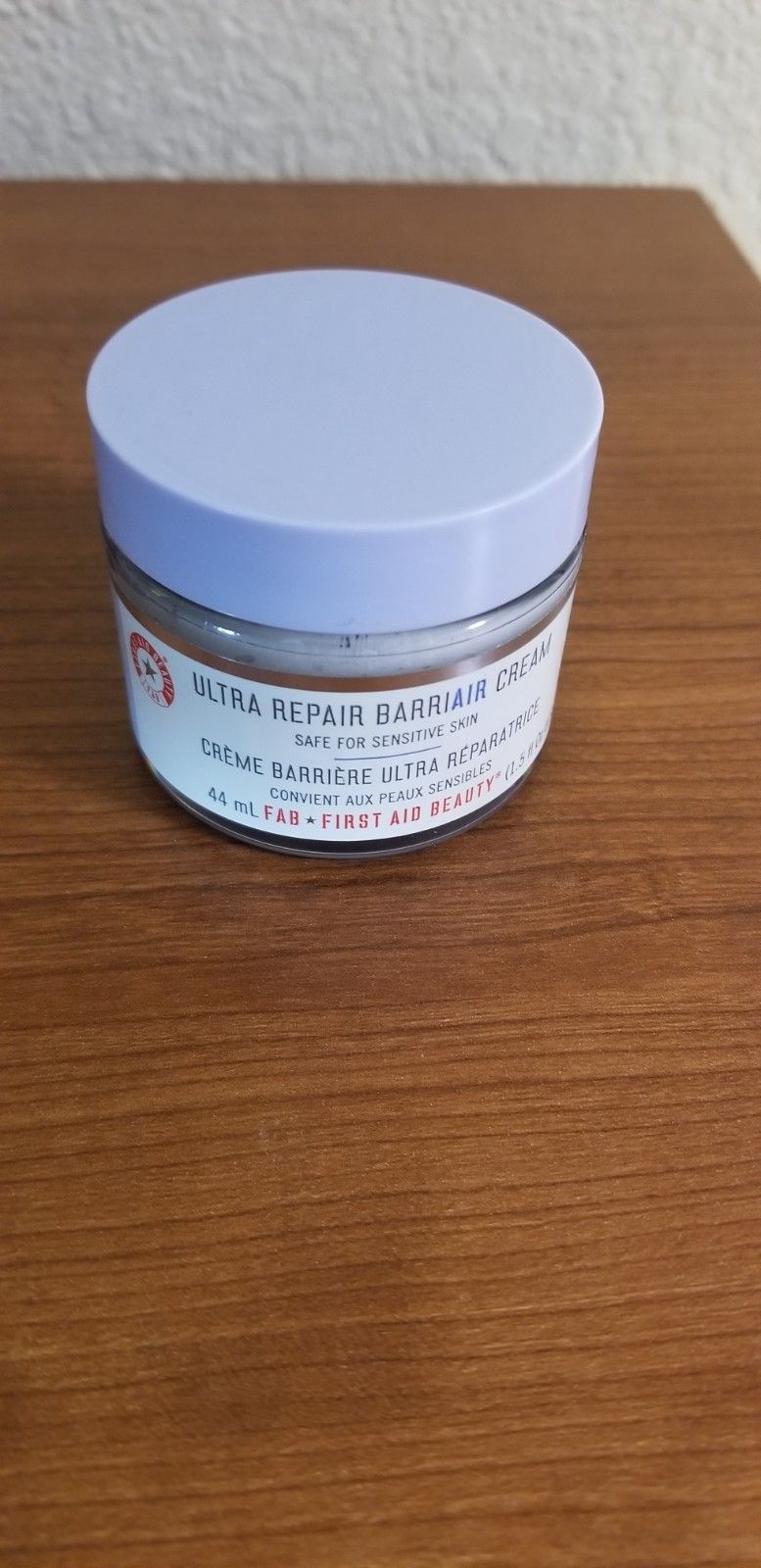 *First Aide Beauty* Ultra Repair Barriar Face Cream (1.5oz)