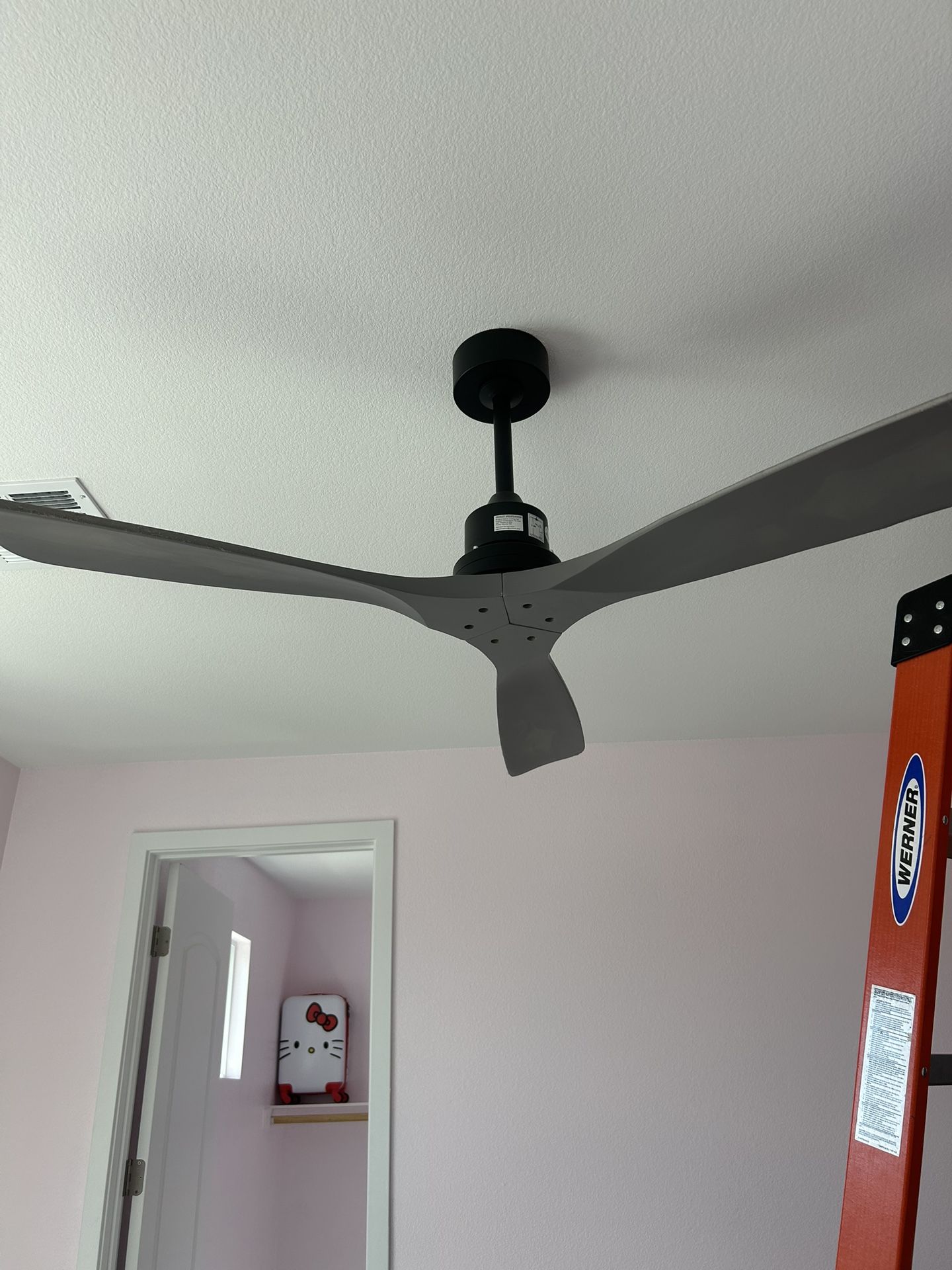 LIKE NEW GRAY BEDROOM SET INCLUDES MATTRESS & CEILING FAN W/ REMOTE $500