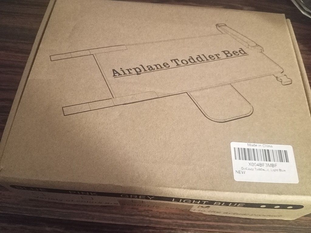 Airplane Toddler Bed