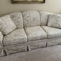 Broyhill Couch Made In USA 
