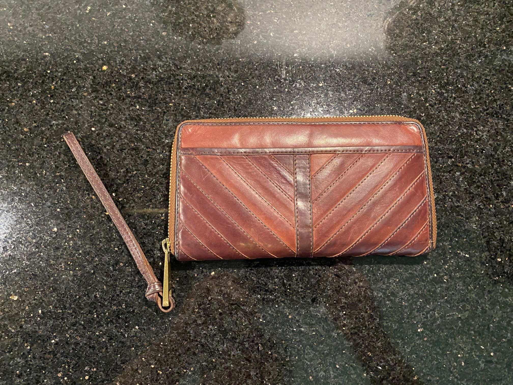 Margot New York Gabby Leather Chevron Zip Around Wallet 8x4.25”