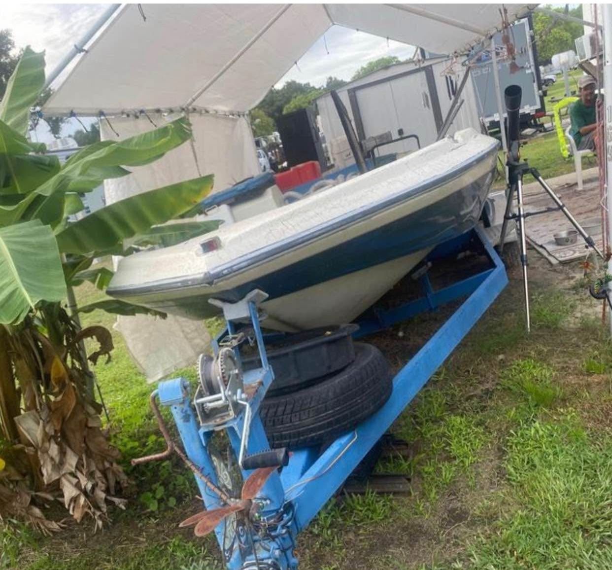 1978 Glassstream Fish & Ski boat