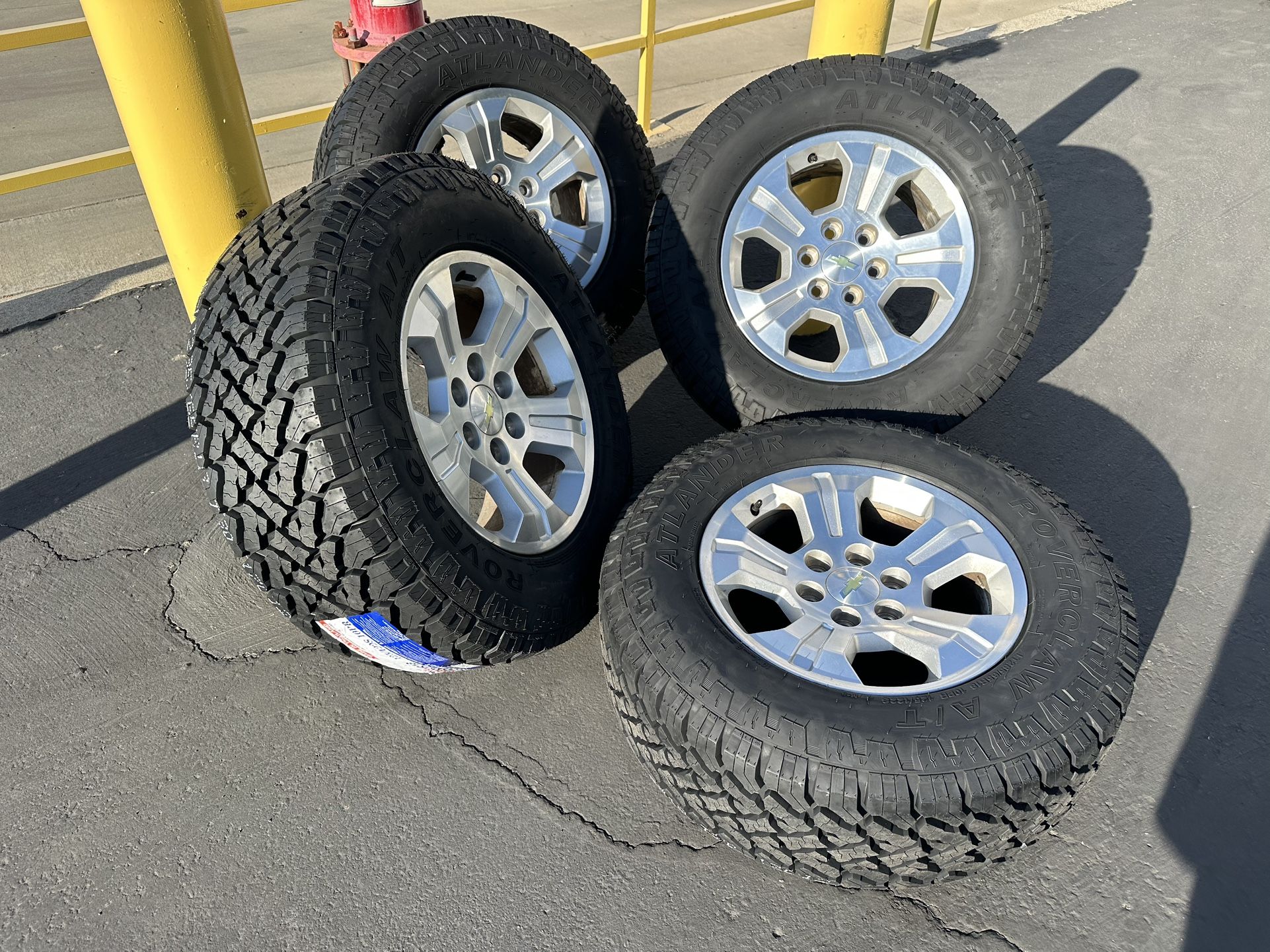 18” RIMS & NEW TIRES Chevrolet Silverado Tahoe 6 LUG WHEELS and 285/65R18 Atlander GMC Sierra 1500 Yukon Chevy Cadillac Escalade Avalanche 6x139.7