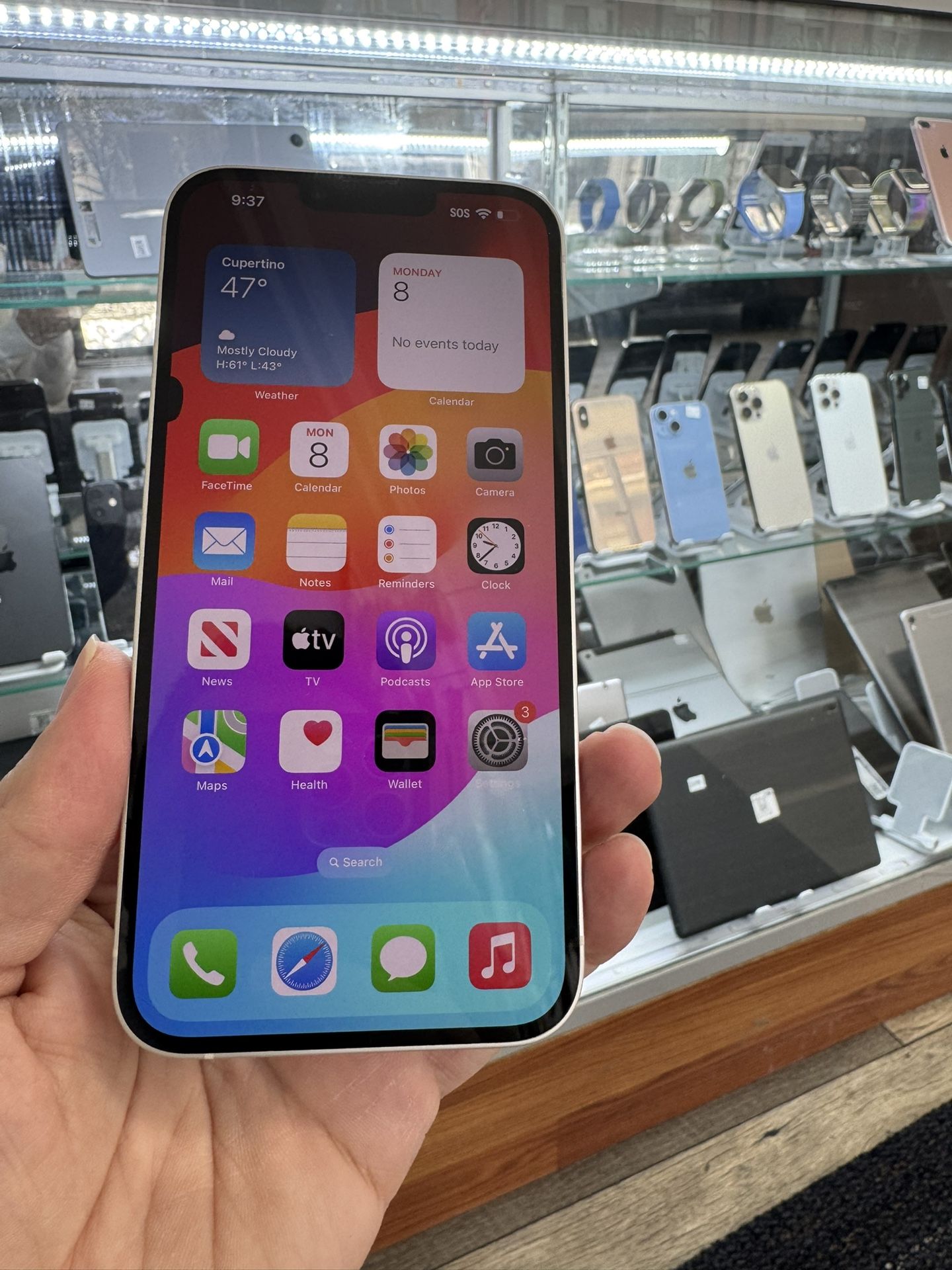 Unlocked iPhone 14 Plus - White - Desbloqueado - Please read