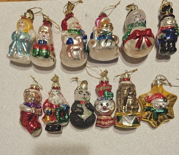 CHRISTMAS LOT OF 12 THOMAS PACCONI GLASS ORNAMENT DECORATIONS APROX 4"/5 " PRE-OWNED NORMAL WEAR SEE DESCRIPTION