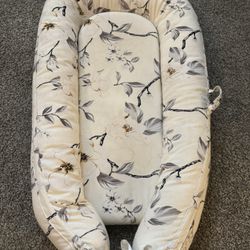 Baby Lounger