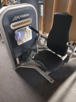 Lifestyles Tricep Dip Machine