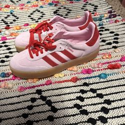 NWT Women’s Adidas Samba’s Size 11