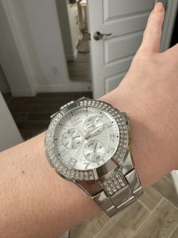 WATCH - GUESS SILVER WOMEN WATCH